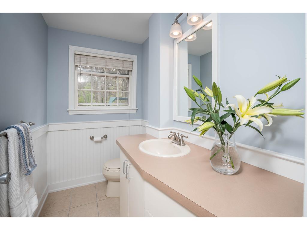 283 Ridge Road Manchester, NH 03104 - Photo 20 of 31