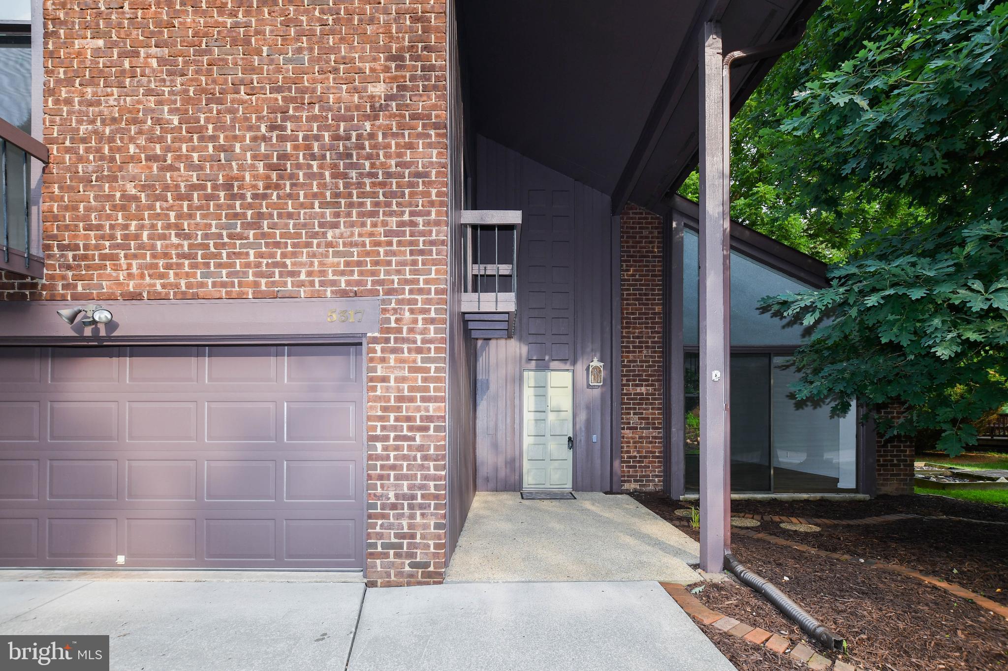 5317 Lightning View Road Columbia, MD 21045 - Photo 4 of 103