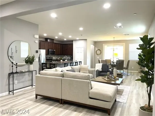 $2,975 | 2828 Aragon Ter Way, Henderson, NV 89044