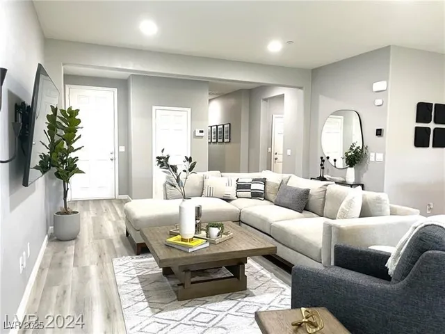 $2,975 | 2828 Aragon Ter Way, Henderson, NV 89044