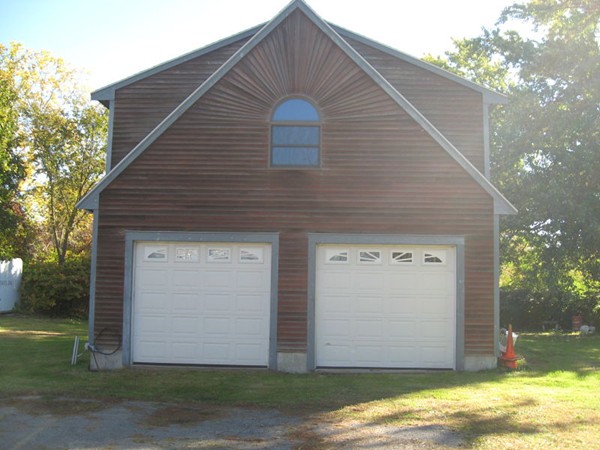 48 Middle Road Acushnet, MA 02743 - Photo 2 of 8 Gallery Image 2