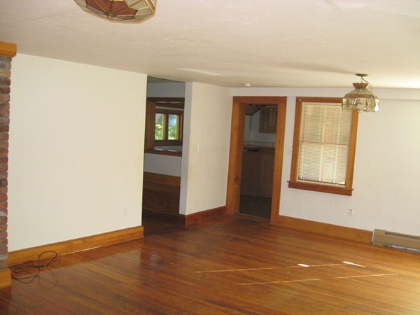 48 Middle Road Acushnet, MA 02743 - Photo 5 of 8 Gallery Image 5
