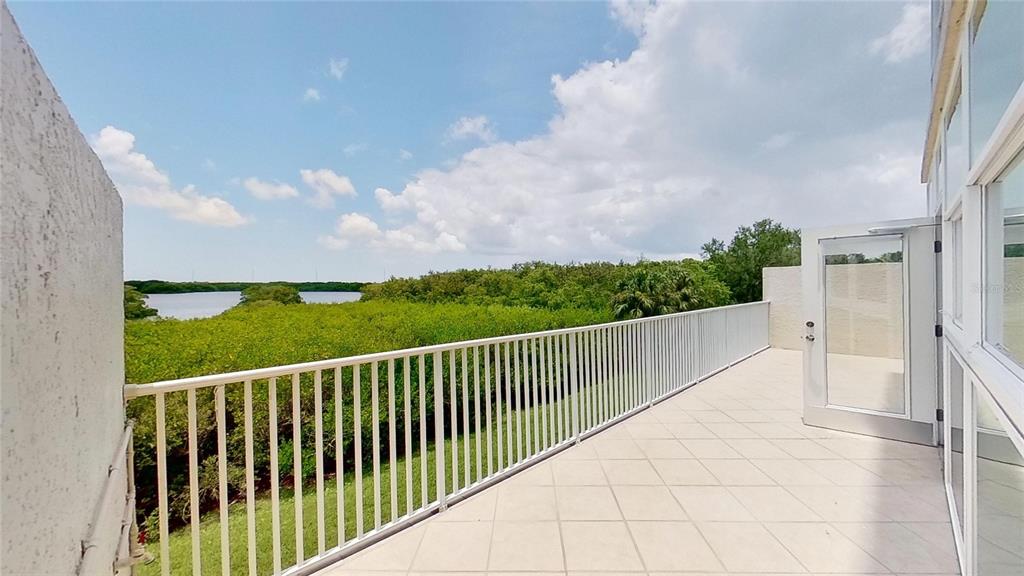 6495 Shoreline Drive, Unit 8104 St. Petersburg, FL 33708 - Photo 63 of 70