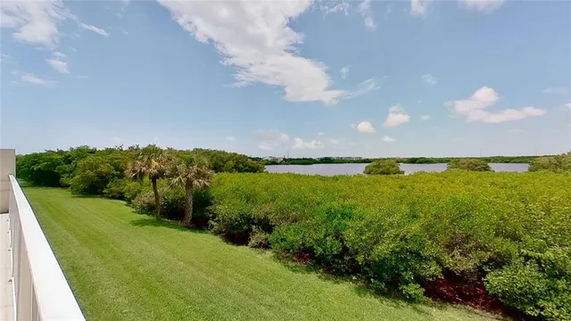 $2,799 | 6495 Shoreline Drive, Unit 8104, St. Petersburg, FL 33708