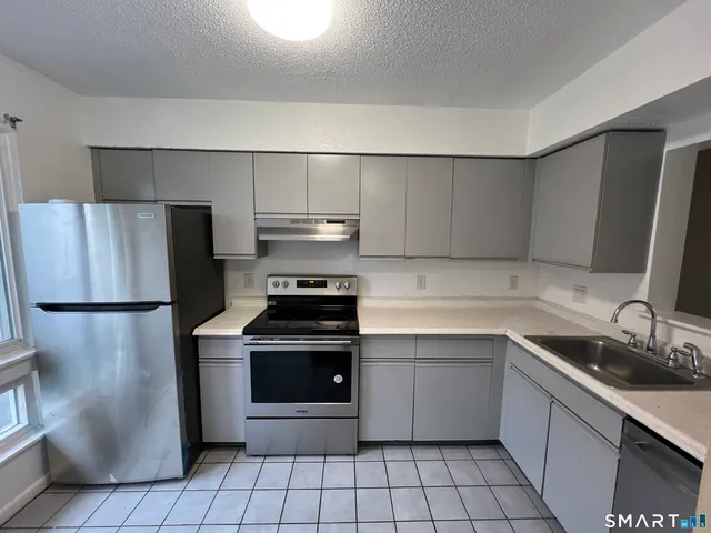 $1,900 | 1423 Quinnipiac Avenue, Unit 812, New Haven, CT 06513