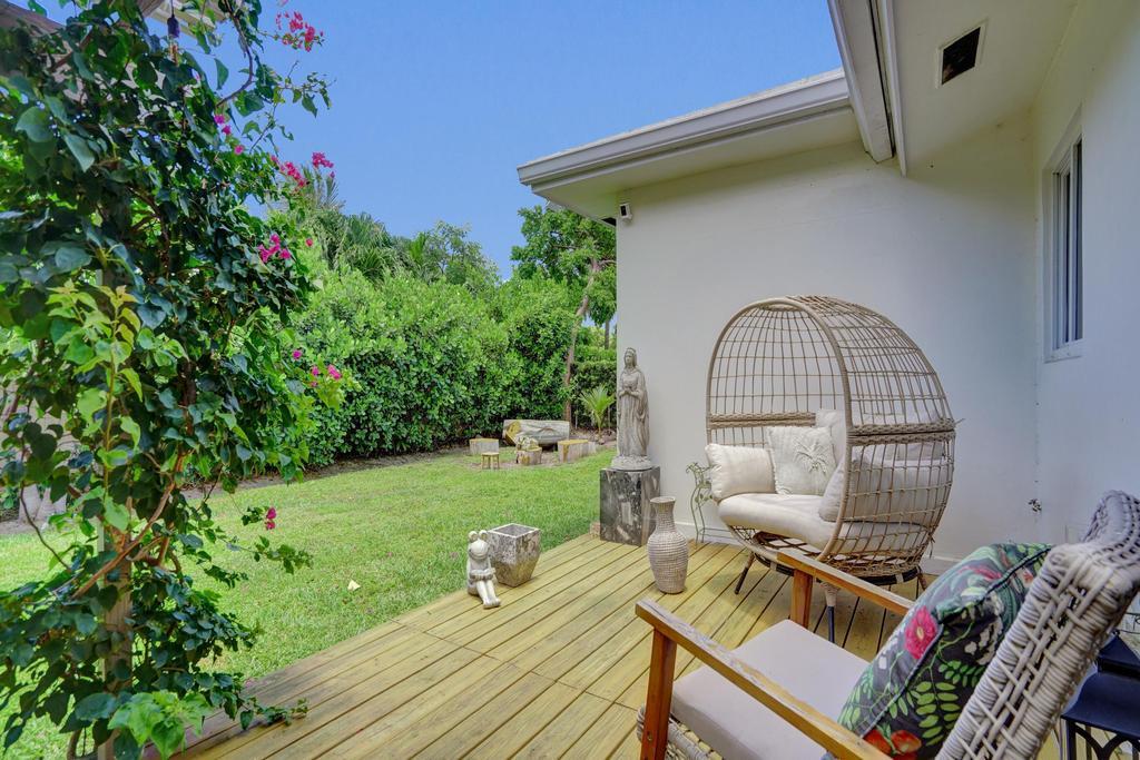 5 Gatehouse Road Sea Ranch Lakes, FL 33308 - Photo 54 of 82 DSC00844