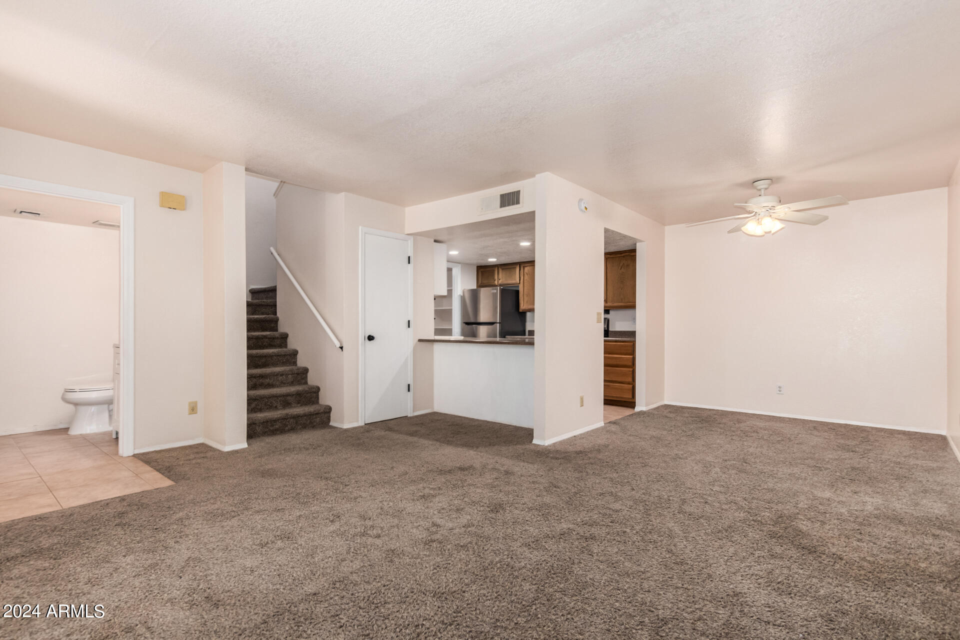 222 West Brown Road, Unit 2 Mesa, AZ 85201 - Photo 9 of 26 12 - Brown