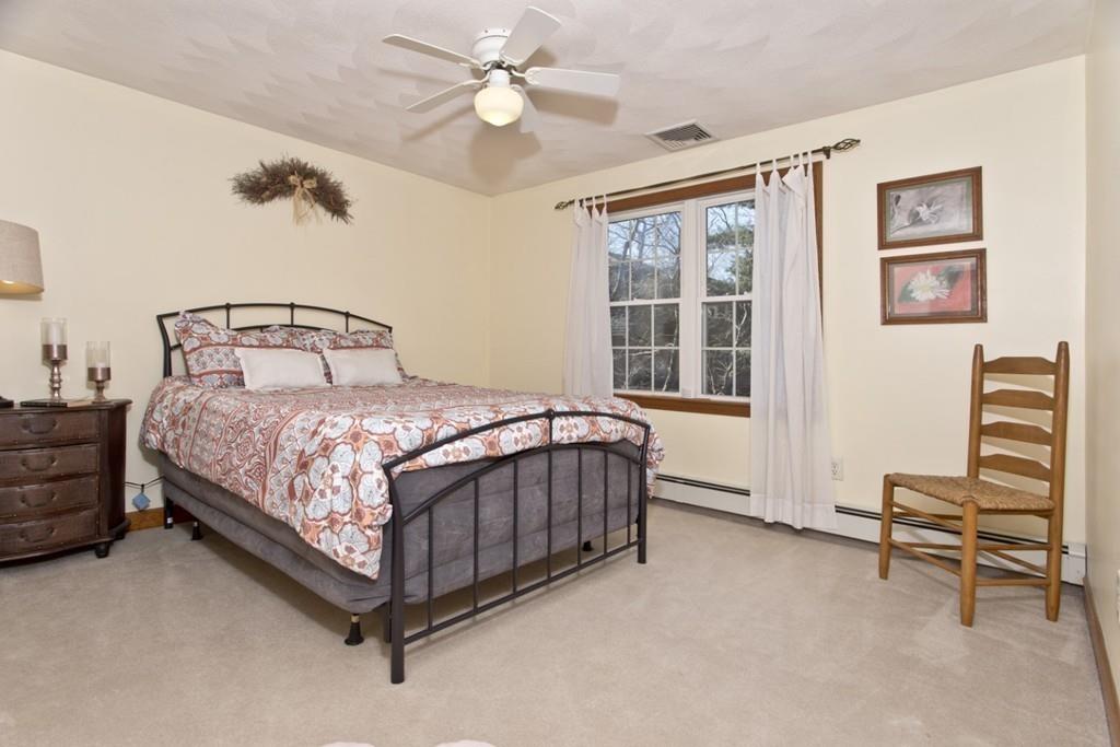 14 Kenneth Road Reading, MA 01867 - Photo 21 of 34 Gallery Image 21