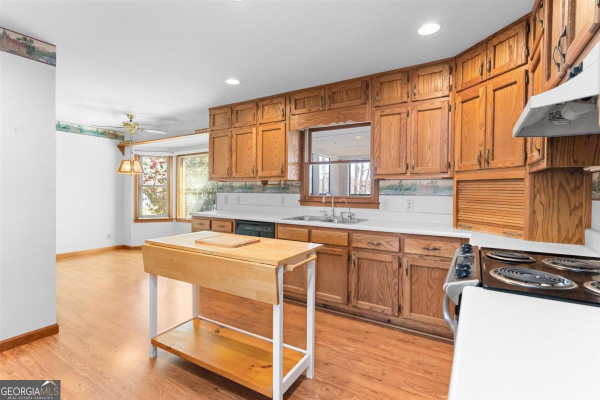 1070 Carpenter Lane Buckhead, GA 30625 - Photo 11 of 43
