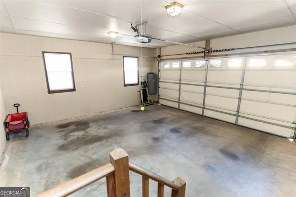 a view of a garage