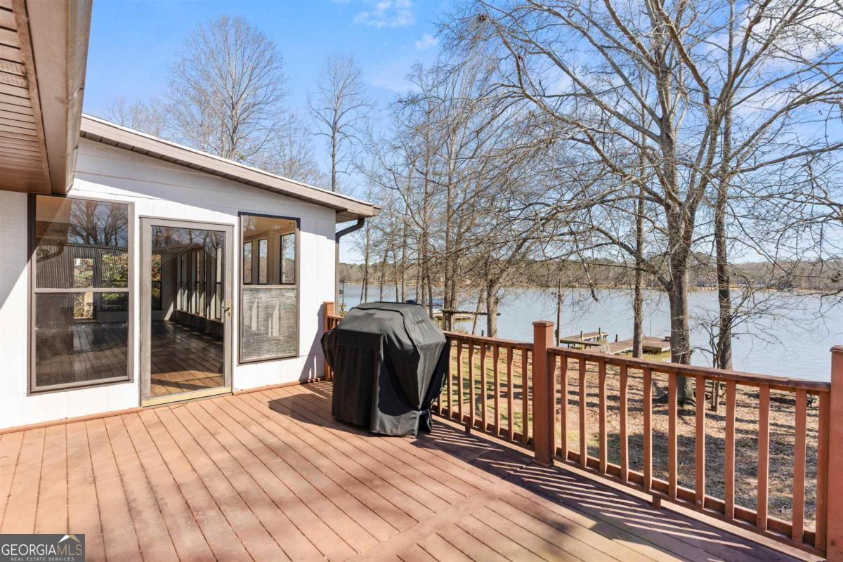 1070 Carpenter Lane Buckhead, GA 30625 - Photo 24 of 43
