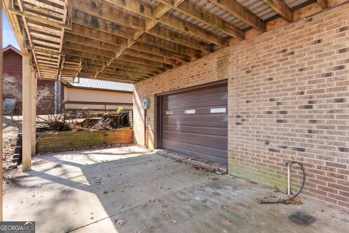1070 Carpenter Lane Buckhead, GA 30625 - Photo 34 of 43