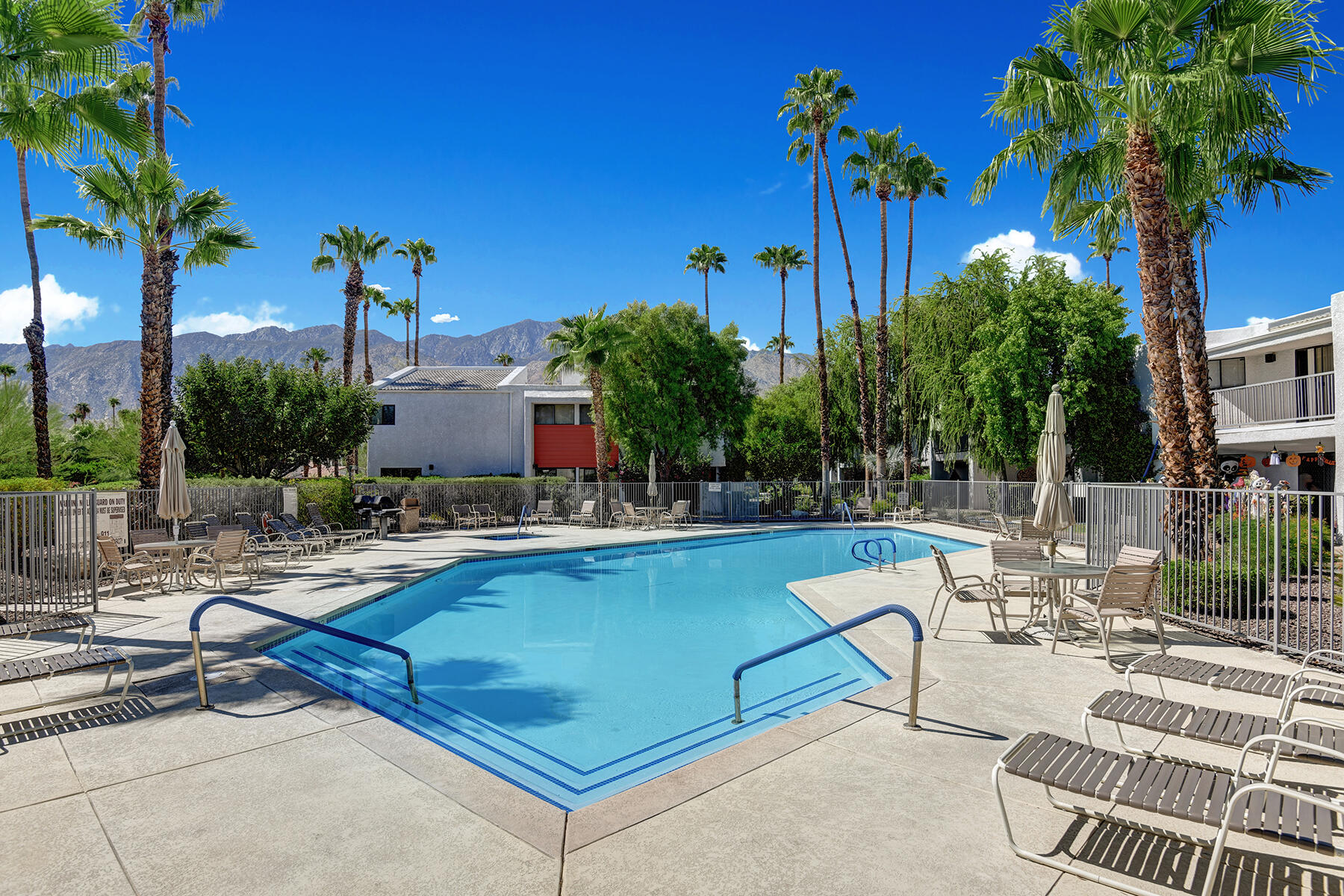 3155 Ramon Road, Unit 711 Palm Springs, CA 92264 - Photo 20 of 21 POOL.jpg mls