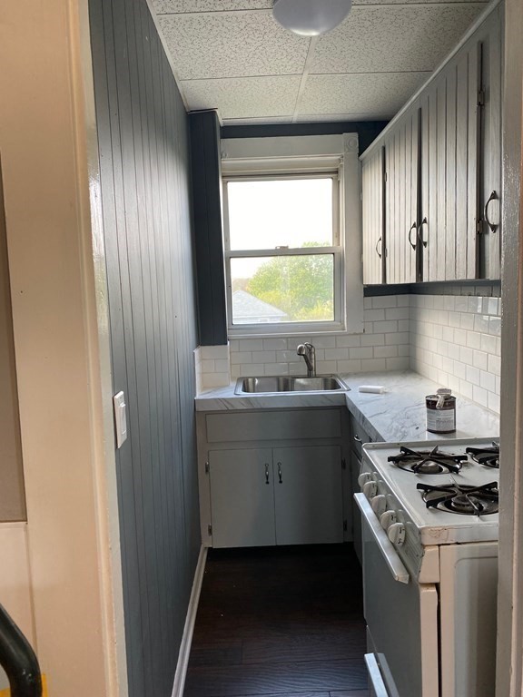 42 Alpine Avenue Fairhaven, MA 02719 - Photo 24 of 26