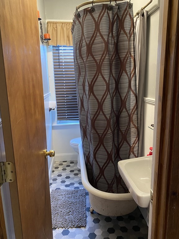 42 Alpine Avenue Fairhaven, MA 02719 - Photo 8 of 26