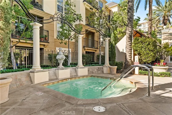 $1,058,000 | 2250 Watermarke Place, Irvine, CA 92612
