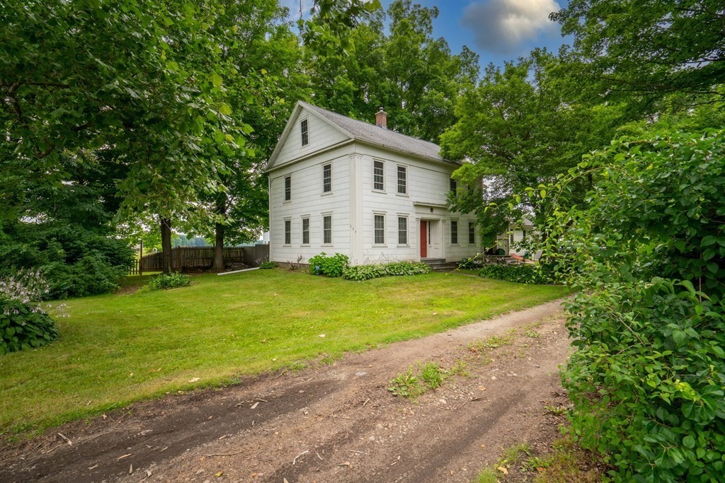 237 Meadow Street Amherst, MA 01002 - Photo 1 of 36 Gallery Image 1