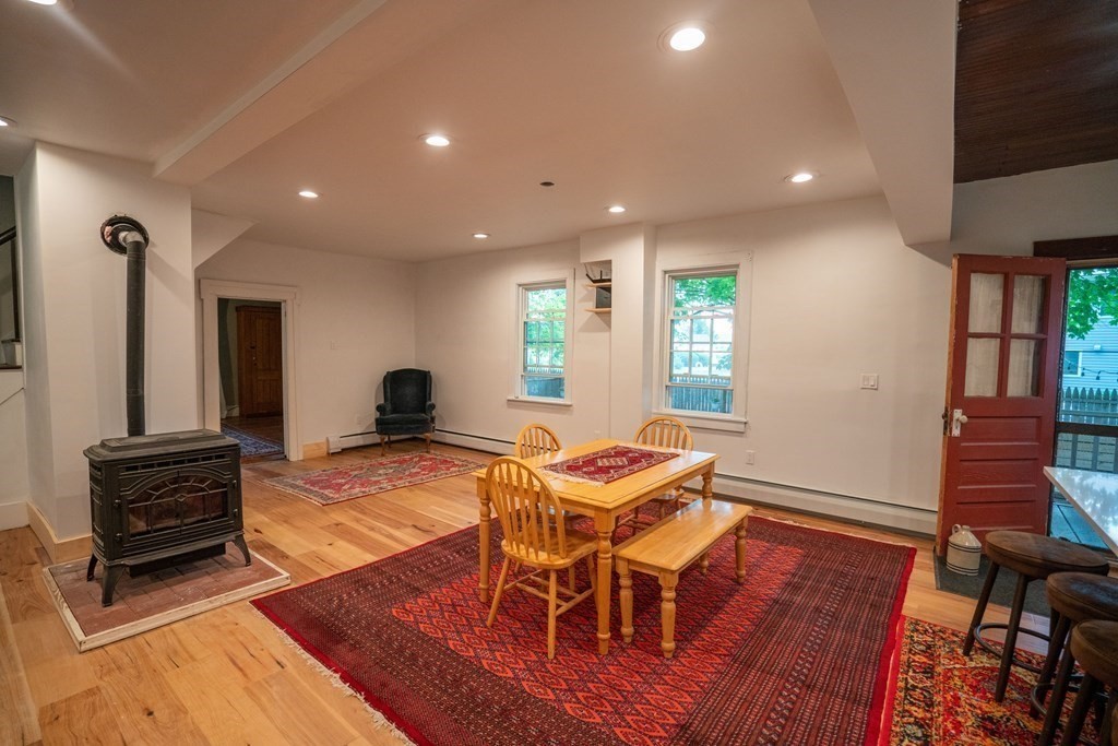 237 Meadow Street Amherst, MA 01002 - Photo 12 of 36 Gallery Image 12