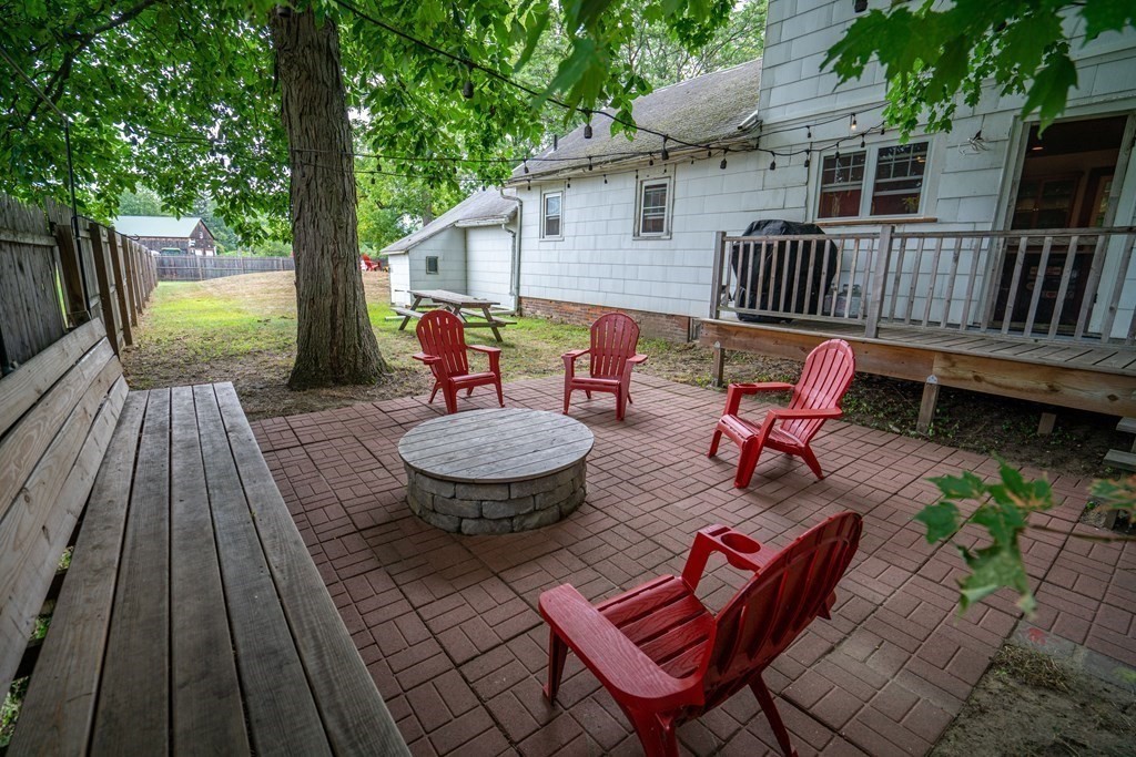 237 Meadow Street Amherst, MA 01002 - Photo 31 of 36 Gallery Image 31