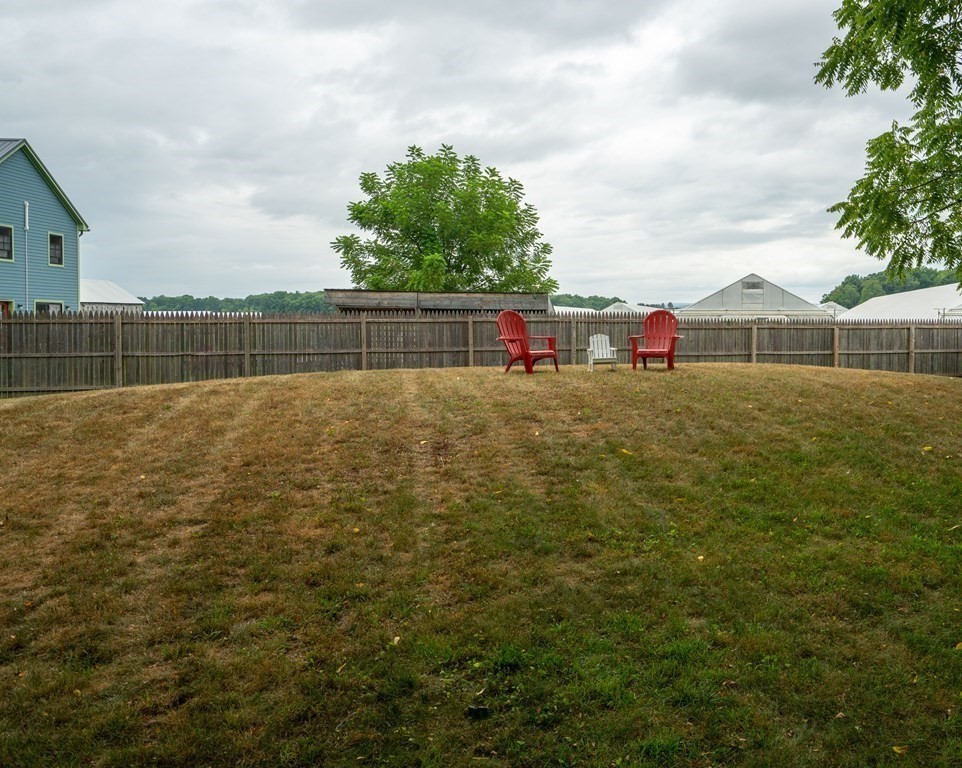 237 Meadow Street Amherst, MA 01002 - Photo 34 of 36 Gallery Image 34