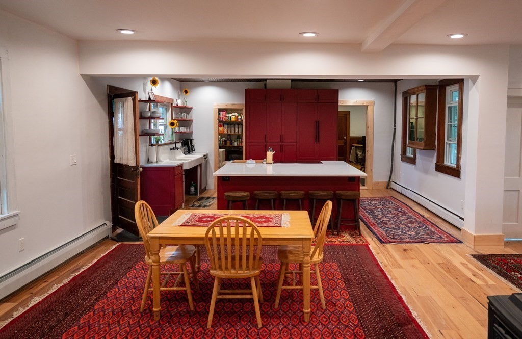 237 Meadow Street Amherst, MA 01002 - Photo 6 of 36 Gallery Image 6