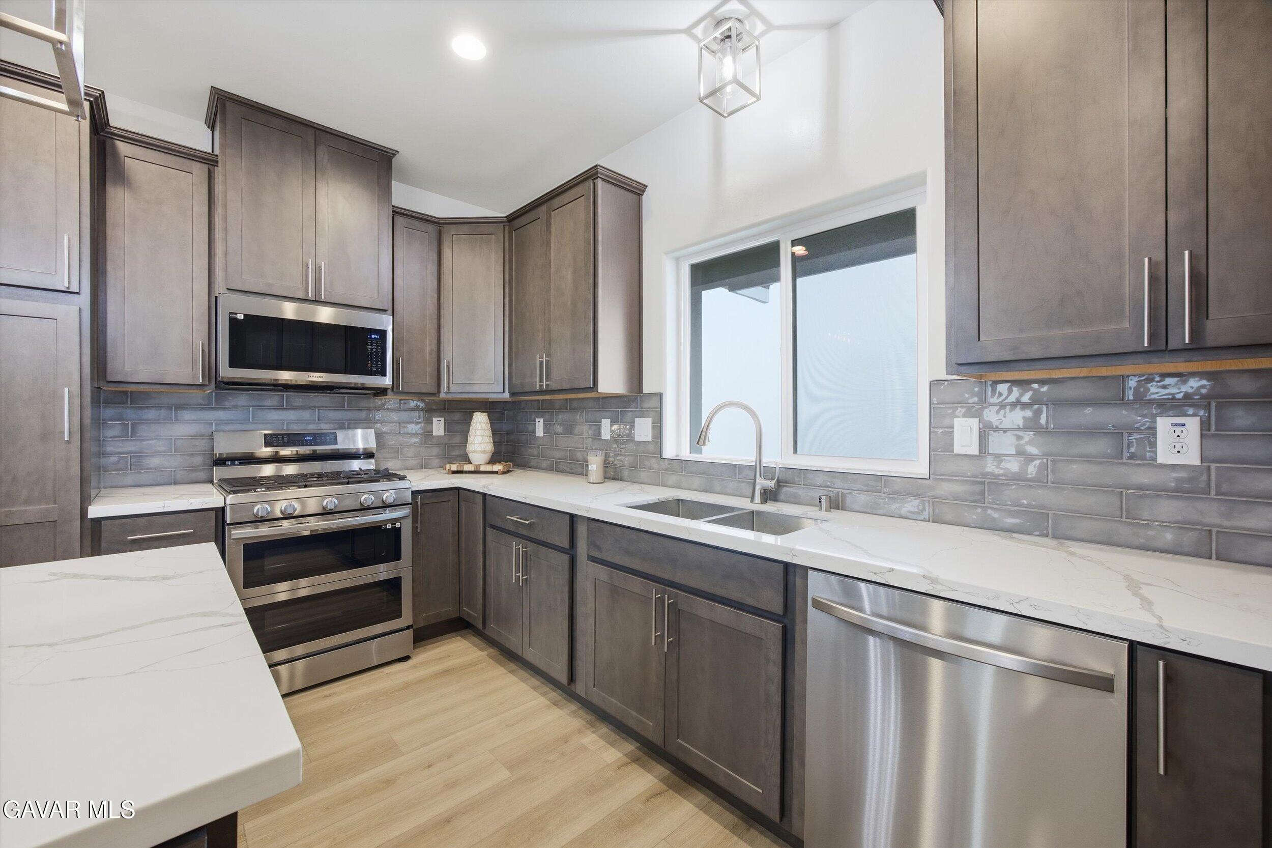 18671 Buckeye Place Stallion Springs, CA 93561 - Photo 11 of 25 25-Illuminate Photography - 18671 Buckey