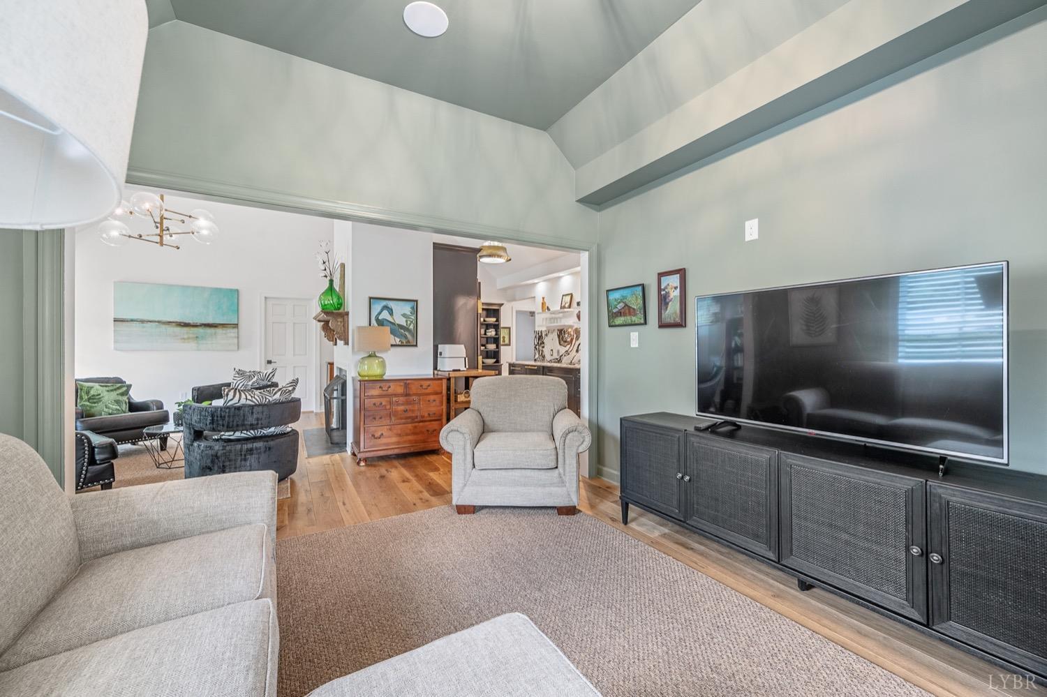 1701 Morrison Drive Lynchburg, VA 24503 - Photo 11 of 51