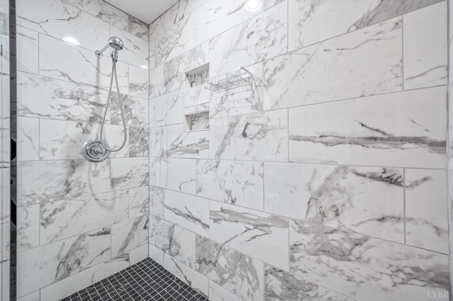 1701 Morrison Drive Lynchburg, VA 24503 - Photo 22 of 51