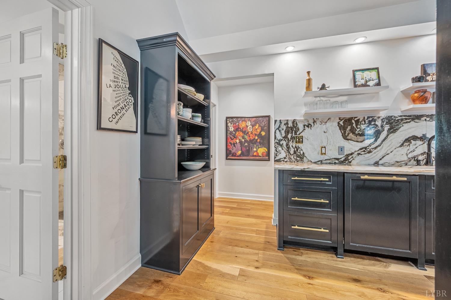 1701 Morrison Drive Lynchburg, VA 24503 - Photo 23 of 51