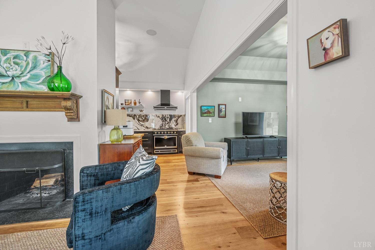 1701 Morrison Drive Lynchburg, VA 24503 - Photo 9 of 51