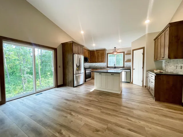 $464,900 | 29939 Patriot Avenue, Pequot Lakes, MN 56472