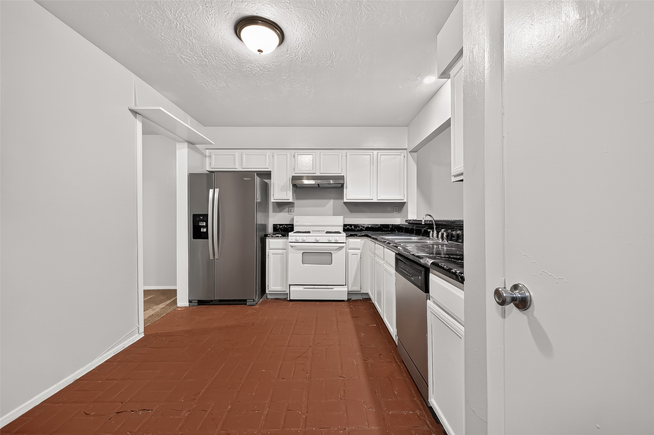 24050 Spring Briar Lane Spring, TX 77373 - Photo 9 of 29 Gallery Image 9