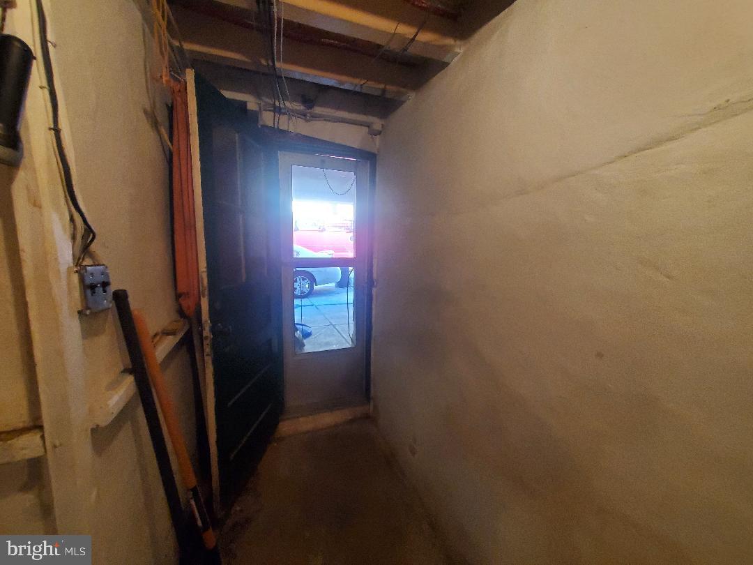 207 Avon Road Upper Darby, PA 19082 - Photo 26 of 29 a view of walk in closet