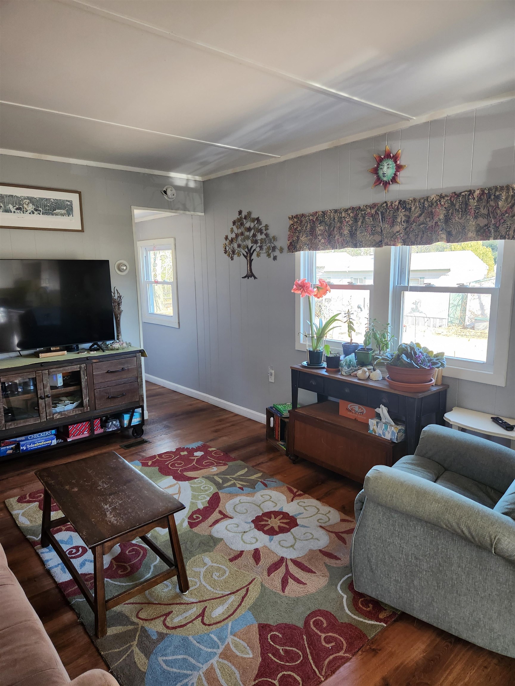 3 Kings Row Epsom, NH 03234 - Photo 11 of 22