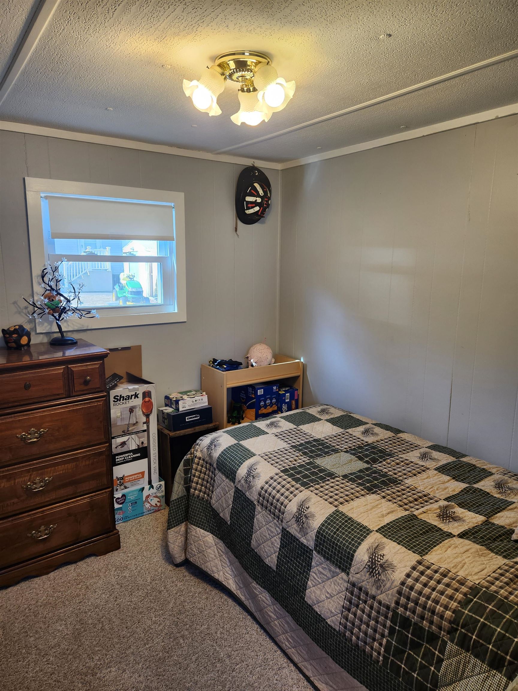 3 Kings Row Epsom, NH 03234 - Photo 13 of 22