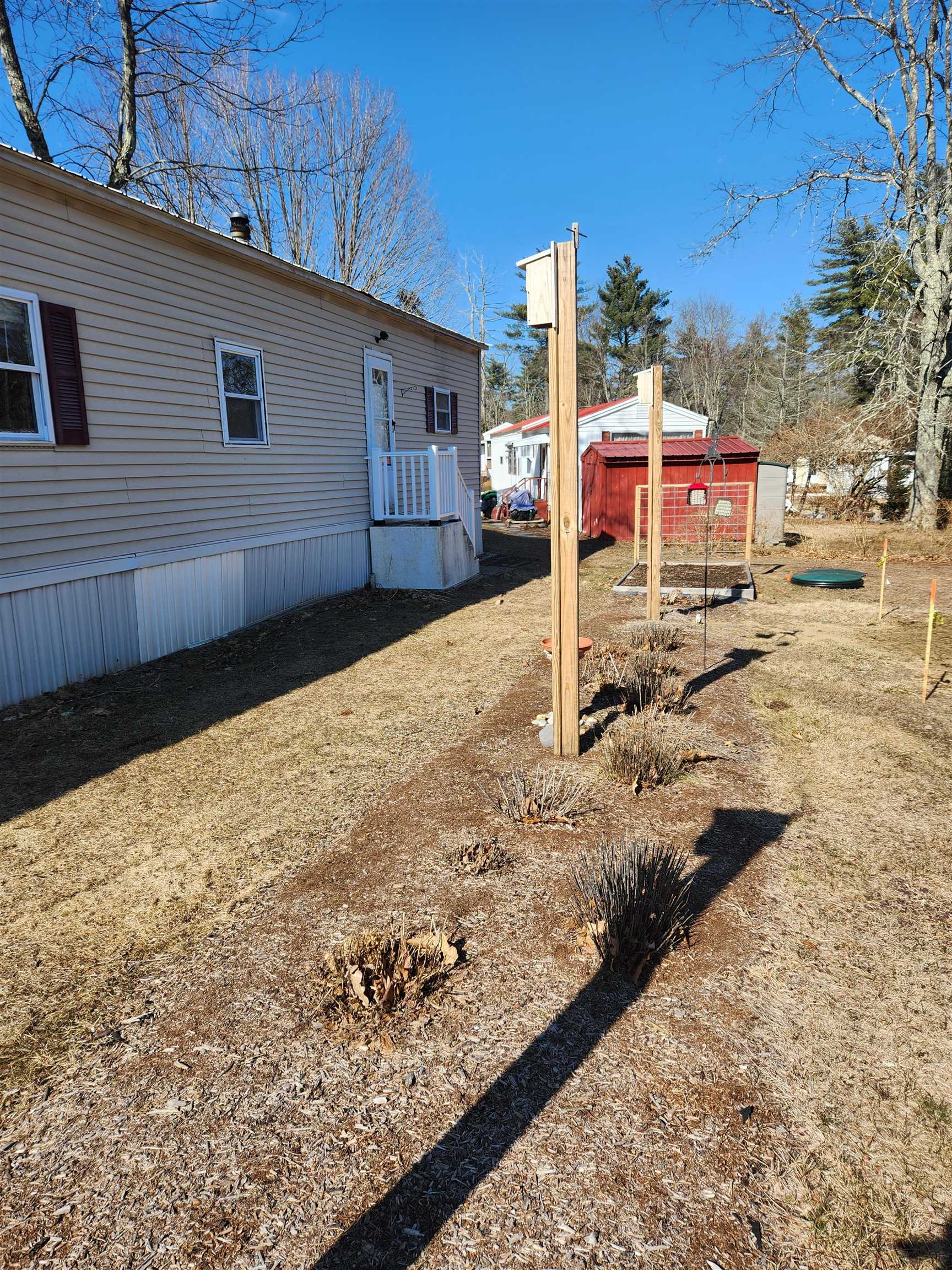 3 Kings Row Epsom, NH 03234 - Photo 3 of 22