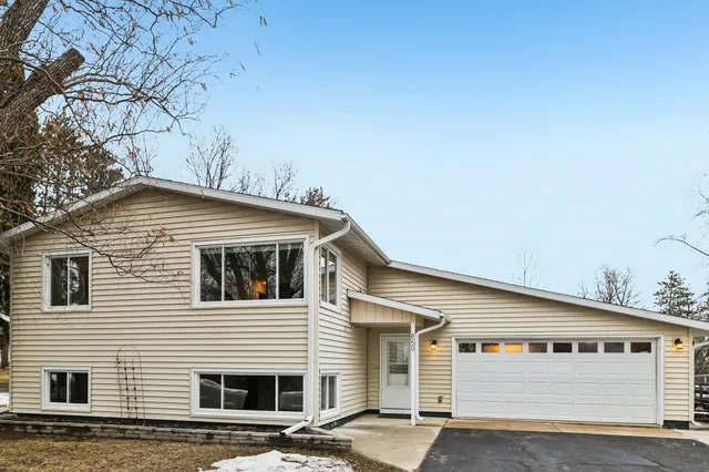 $345,000 | 859 Dorothy Drive, Portage, WI 53901