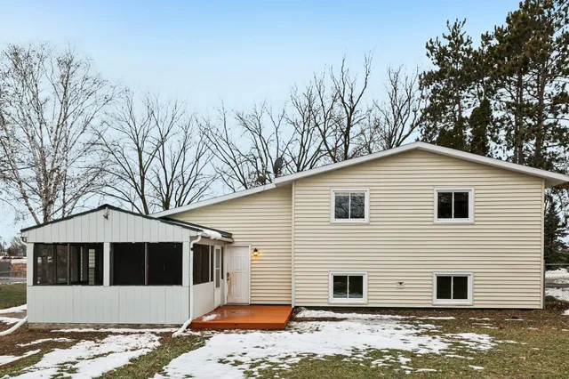 $345,000 | 859 Dorothy Drive, Portage, WI 53901