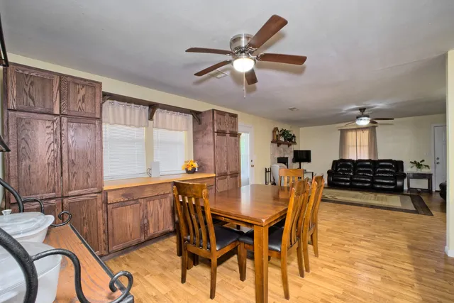 $338,000 | 1230 255 E, Wiergate, TX 75977