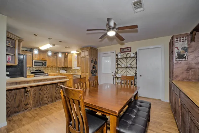 $338,000 | 1230 255 E, Wiergate, TX 75977