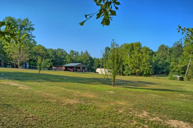 $338,000 | 1230 255 E, Wiergate, TX 75977