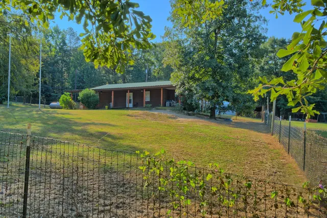 $338,000 | 1230 255 E, Wiergate, TX 75977