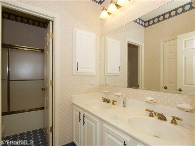 1437 Talbot Road Pleasant Garden, NC 27313 - Photo 16 of 16 Bath.