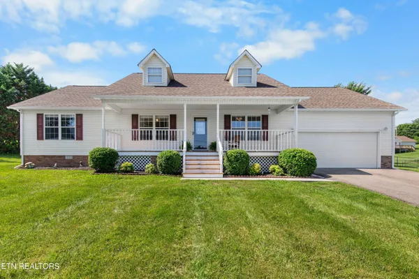 $328,500 | 1354 Towe String Road, Jacksboro, TN 37757