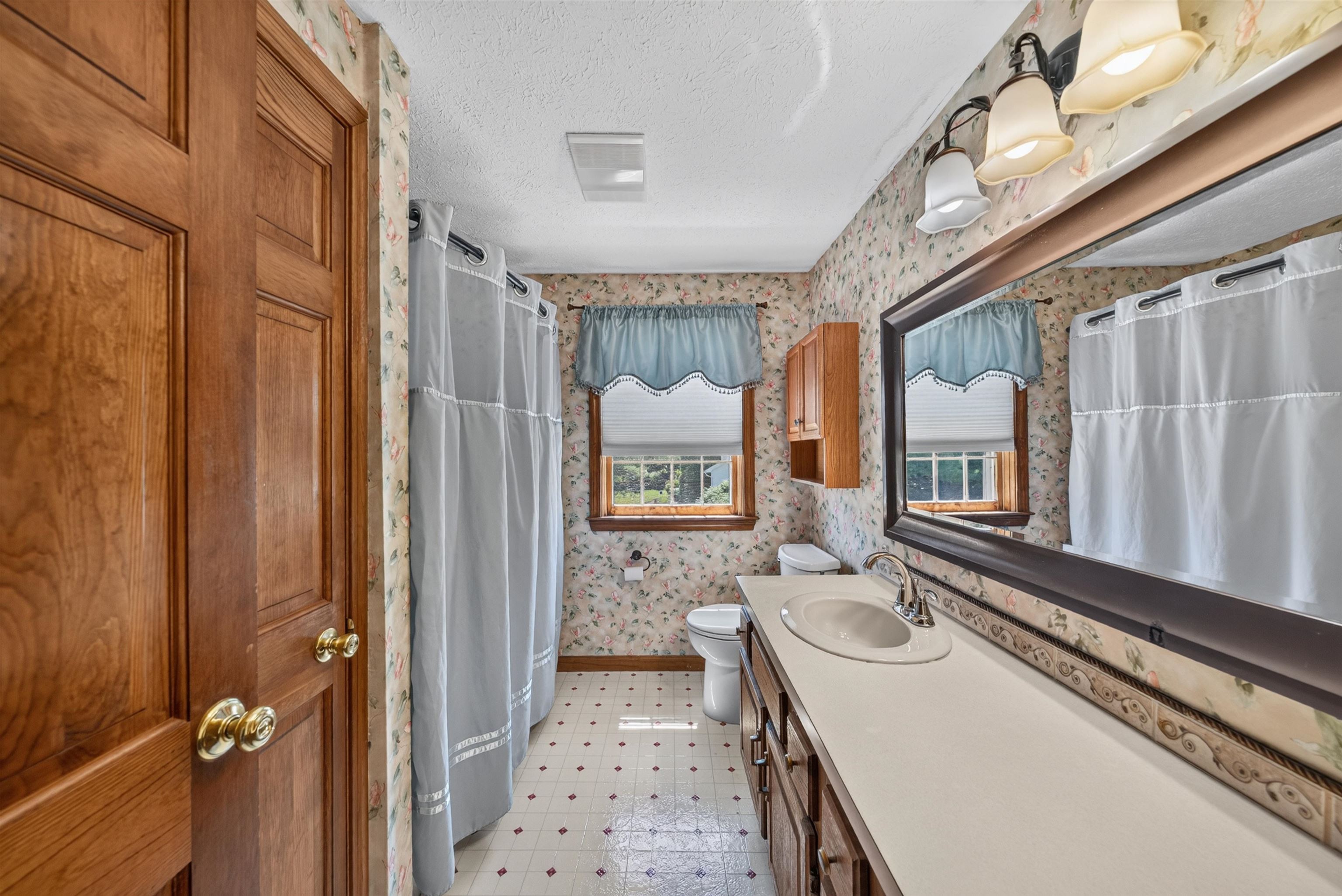 177 Ridge Road Nashua, NH 03062 - Photo 35 of 49