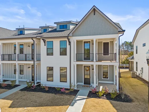 $392,400 | 1313 South Pinot Road, Duncan, SC 29334