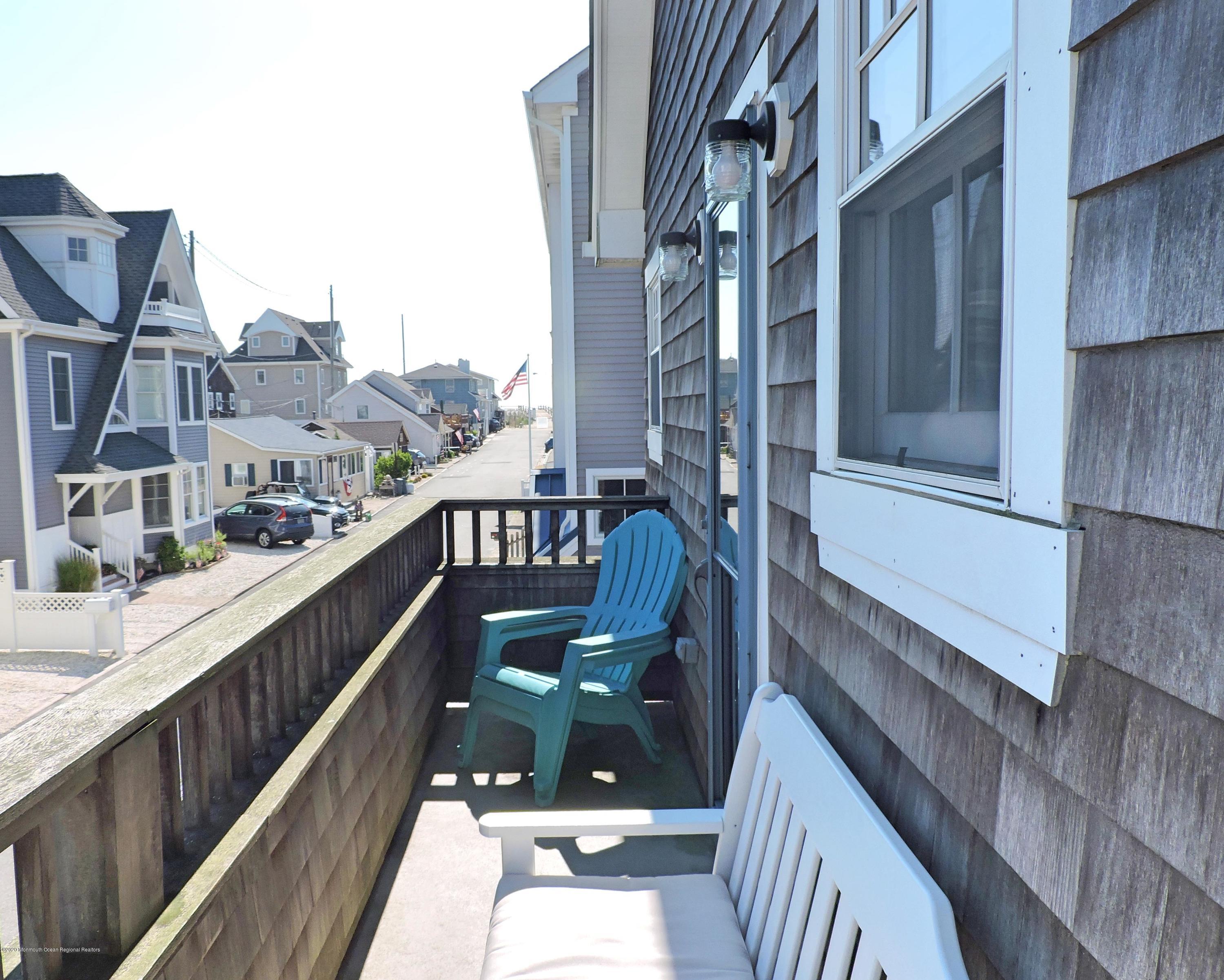 41 East Colony Road Lavallette, NJ 08735 - Photo 9 of 23 2nd Floor Deck