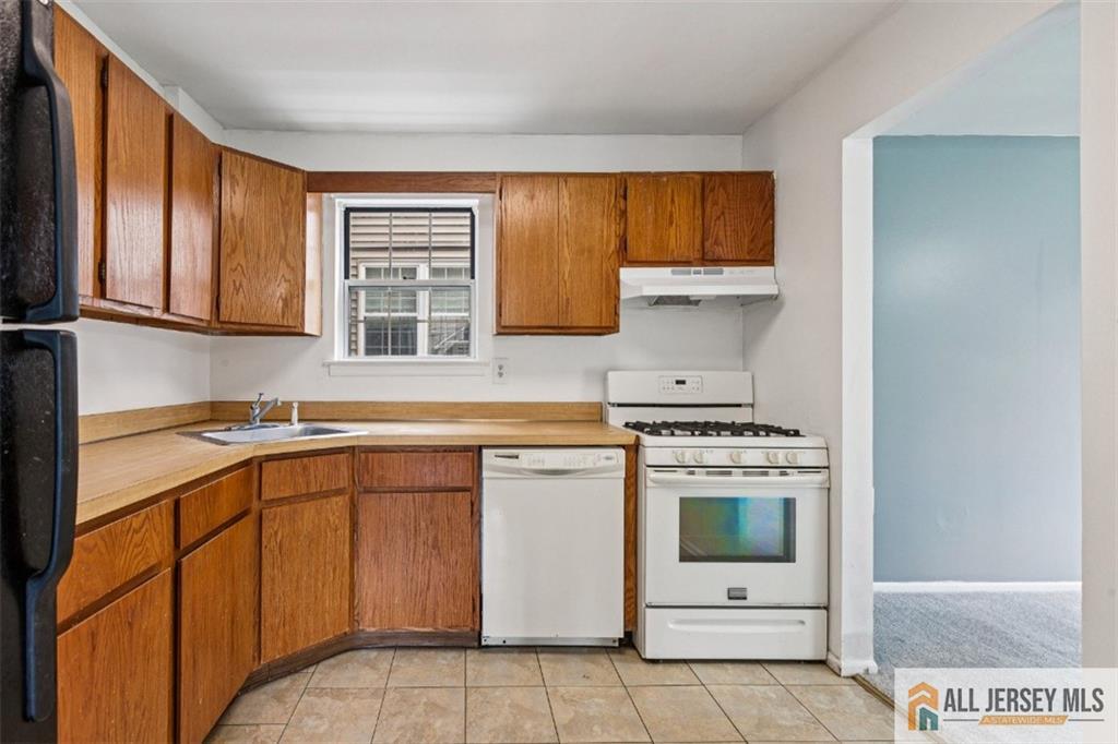 15 Lindsey Circle, Unit 15 Old Bridge, NJ 08857 - Photo 11 of 22