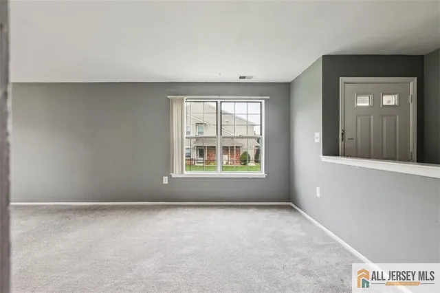 $389,000 | 15 Lindsey Circle, Unit 15, Old Bridge, NJ 08857