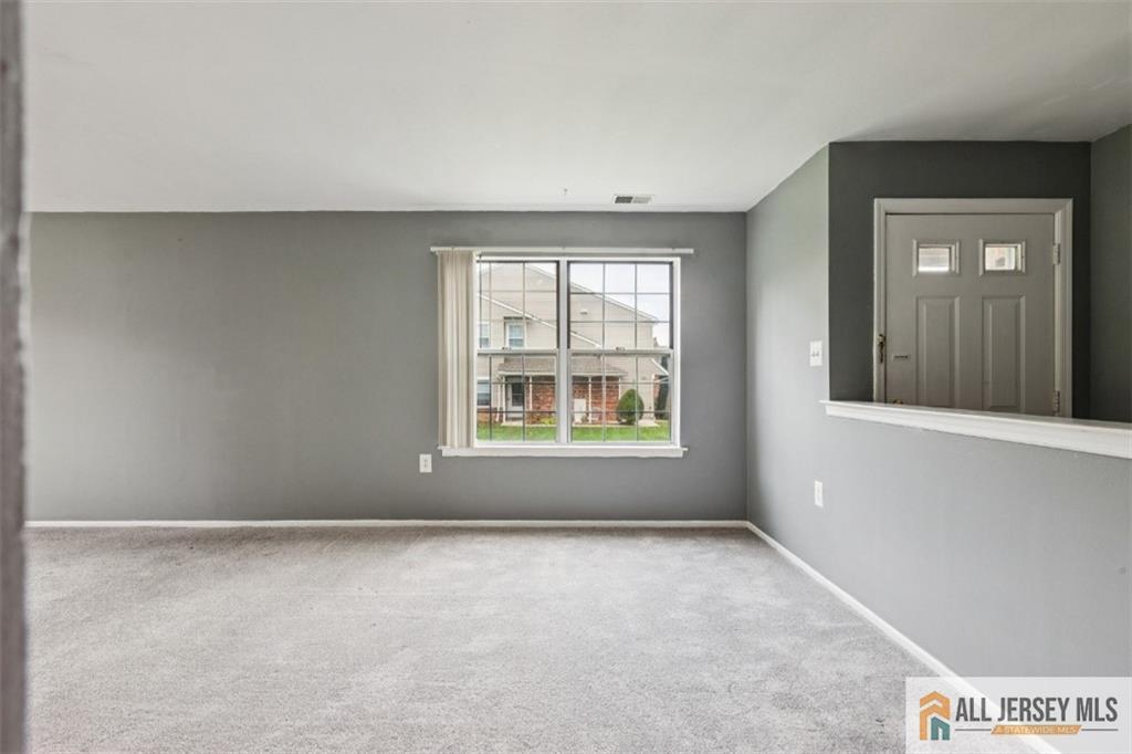 15 Lindsey Circle, Unit 15 Old Bridge, NJ 08857 - Photo 3 of 22